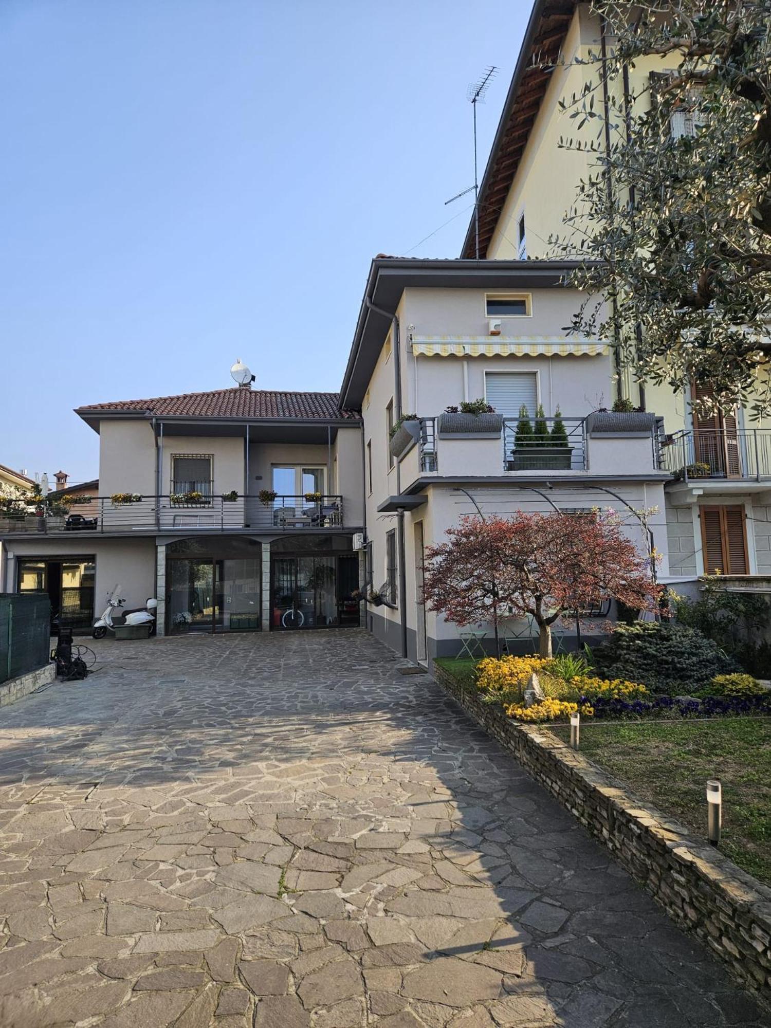Da Romy Holiday House Mozzo Exteriér fotografie